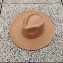 Load image into Gallery viewer, Wide Brim Big Fedora