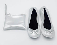 Load image into Gallery viewer, Dancing flats
