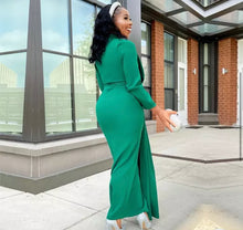 Load image into Gallery viewer, Classy Lady
