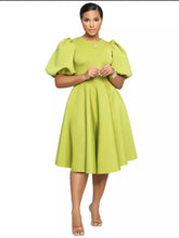 Load image into Gallery viewer, Classy C Lady
