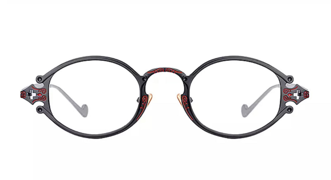 Favoured Metal Glasses